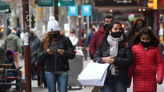 Para este viernes se espera que seguirá el frío pero el sol se asomará en algunos momentos. Marcelo Rolland/Los Andes