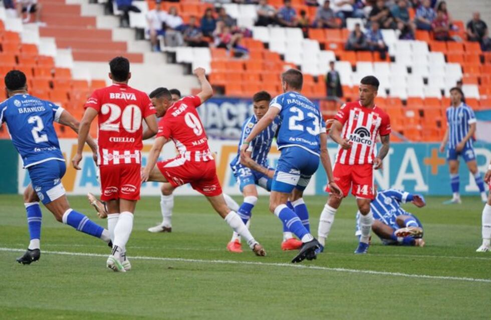 Video: a Instituto le aplicaron la ley del ex; el tremendo gol de Tadeo Allende para Godoy Cruz