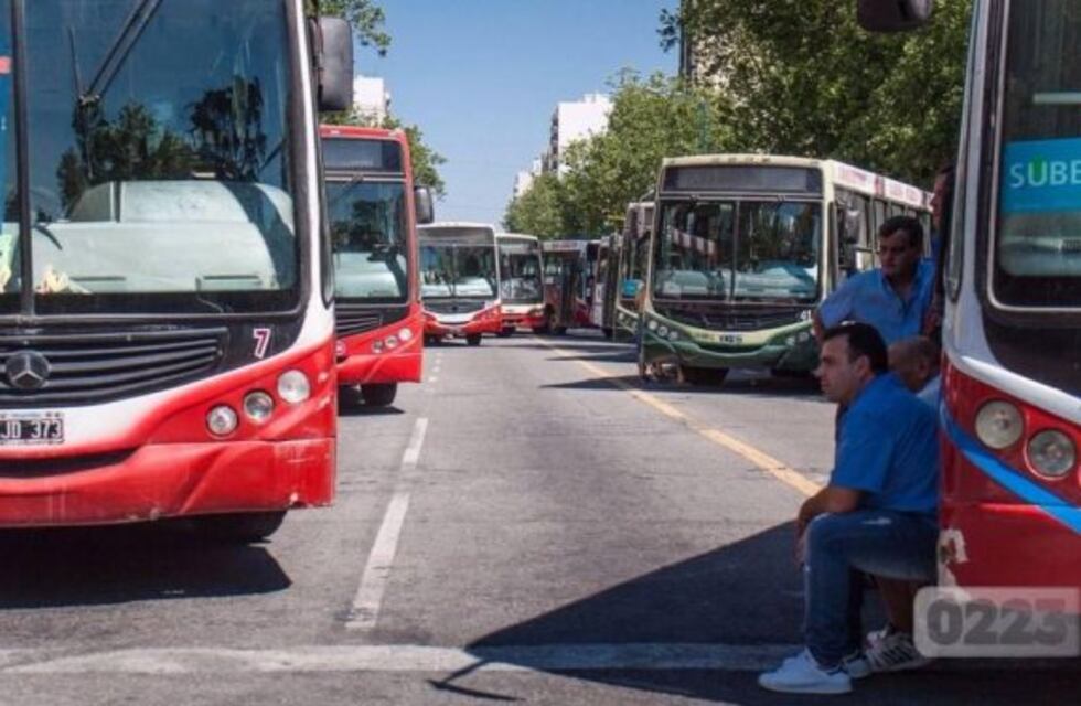 Dirigentes de la UTA, detenidos por bloquear una empresa: encontraron un arsenal en la casa de uno de ellos