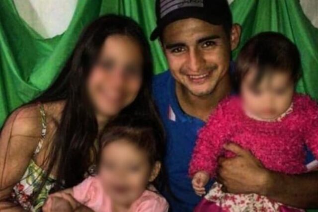 Denuncian que el desagüe en el que cayó y murió un joven está abierto hace más de un año y sus familiares piden justicia