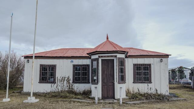 Trabajan en la restauración y preservación del museo de Tolhuin