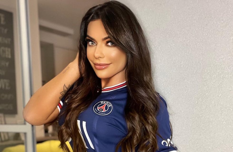 Miss Bum Bum apoyó a la Selección Argentina con un body cavado albiceleste
