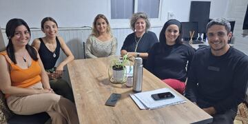 Mariana Rubio, a la derecha de Rodrigo Sartori, será la Secretaria de Desarrollo Comunitario.