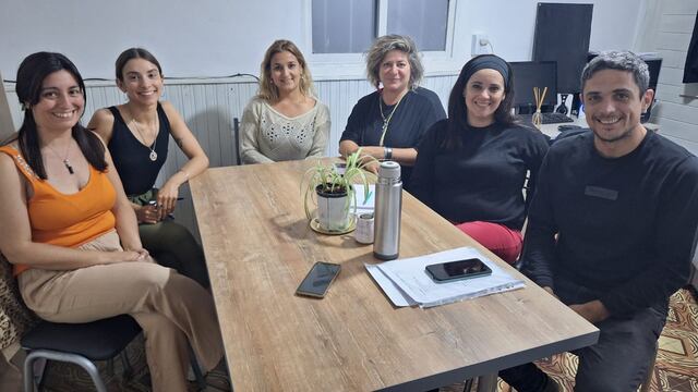 Mariana Rubio, a la derecha de Rodrigo Sartori, será la Secretaria de Desarrollo Comunitario.