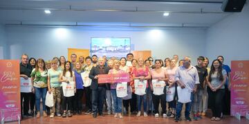 Entrega de 17 viviendas en Arroyito