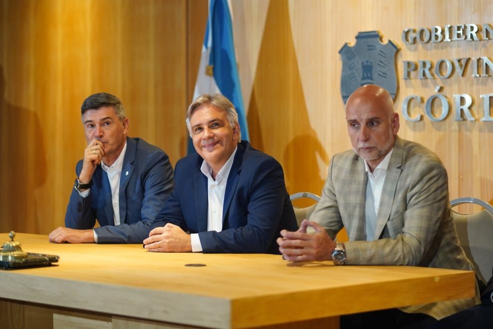 Licitacion Passerini Llaryora Bañuelos