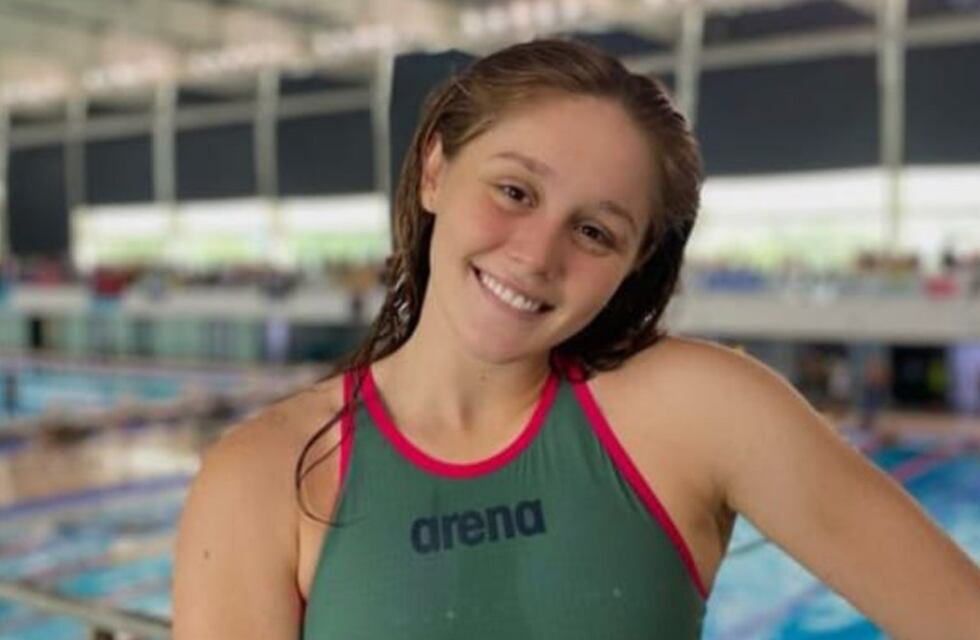 Quién es Paloma, la nieta de La Mona Jiménez que es campeona en natación