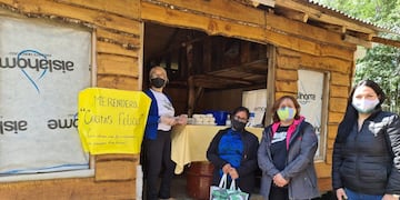 El Municipio de Tolhuin entregó bolsones navideños al merendero Caritas Felices