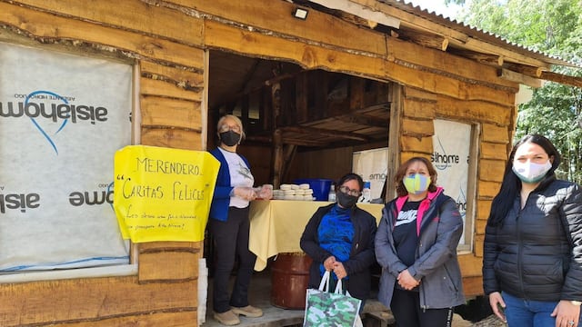 El Municipio de Tolhuin entregó bolsones navideños al merendero Caritas Felices
