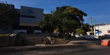 Familiares fueron a la sede de la UCA en barrio Cáceres.