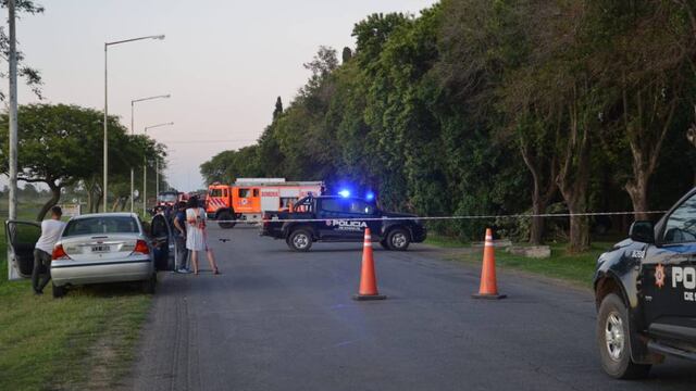 Siniestro vial en Oliveros con dos muertos (@jessicaimaz)