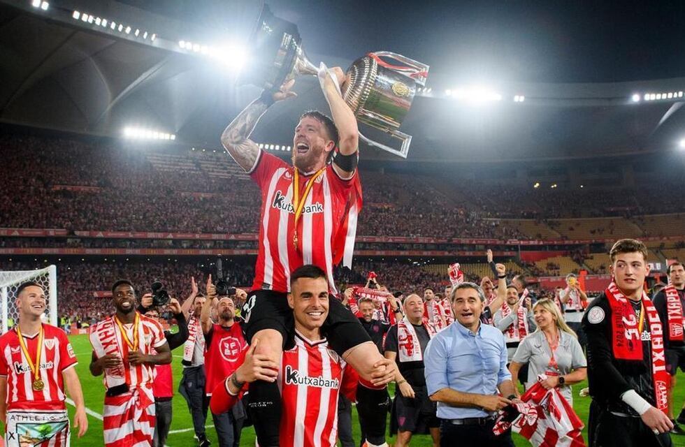 Cómo juega Iker Muniain, el español que llegaría a River para jugar la Copa Libertadores