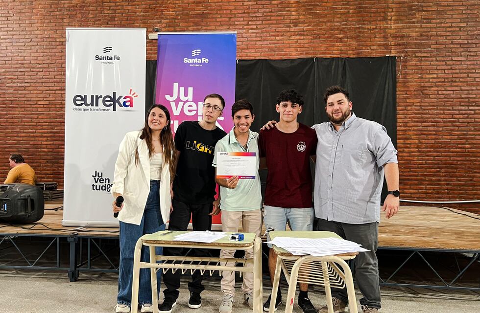 Jóvenes humbertinos brillan con sus ideas en EUREKA
