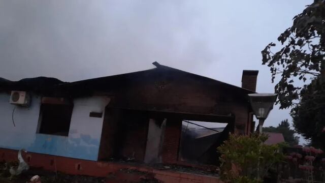 Eldorado: una pareja de jubilados fue hospitalizada tras un incendio.