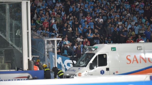 Un hincha de Belgrano cayó a la fosa del Kempes en el partido contra Sarmiento de Junín en la noche del lunes.