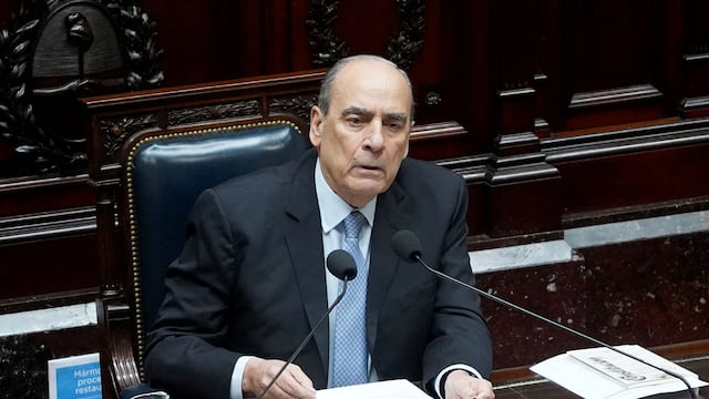 Guillermo Francos: “Si los gremios no aceptan la privatización, vamos a terminar con Aerolíneas Argentinas”