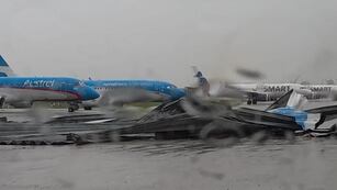 El temporal azotó Aeroparque.