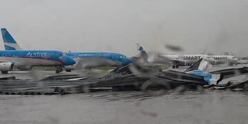 El temporal azotó Aeroparque.