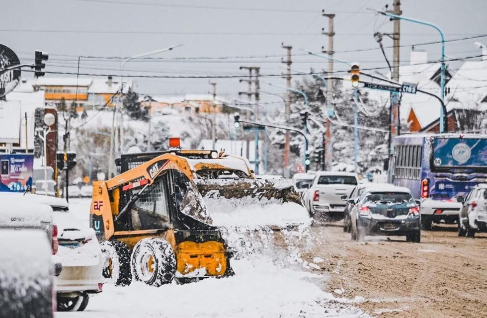 Ushuaia: el Municipio trabaja para garantizar la transitabilidad