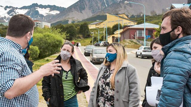 Con presencia de funcionarios nacionales se comenzará con la apertura de calles y creación de módulos habitacionales.