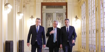 Alberto Fernández, Sergio Massa y Agustín Rossi.
