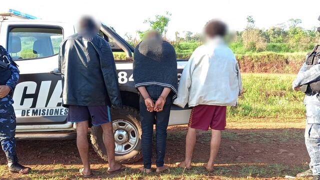 En el domicilio allanado se secuestró una escopeta, cuatro cartuchos calibre 16mm y dos lechones muertos.