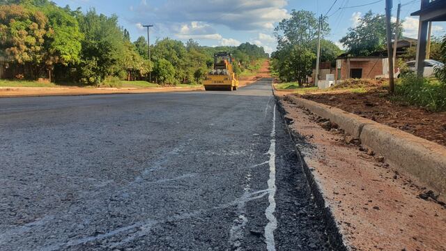 Continúan ejecutando obras viales en Eldorado.