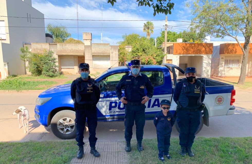 Morteros: el niño que cumplió el sueño de ser “Policía de Auto” en su cumpleaños