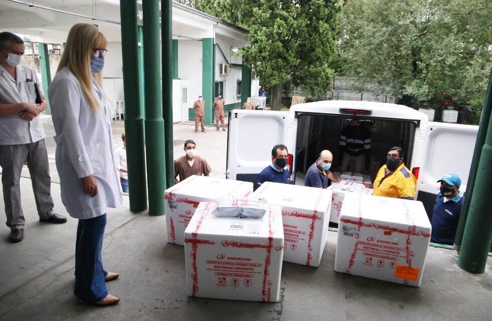 Coronavirus: llegaron 13 mil dosis de la vacuna rusa a Tucumán