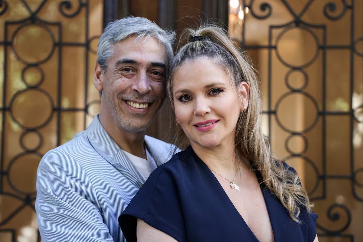 René Bertrand junto a su esposa. (La Nación)