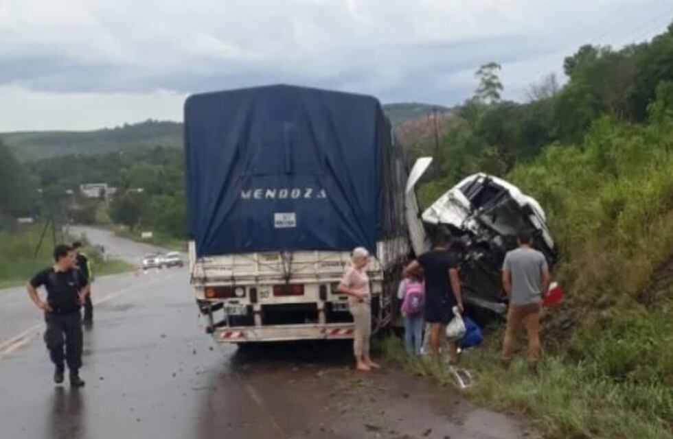 Puerto Piray: camionero despistó y resultó herido