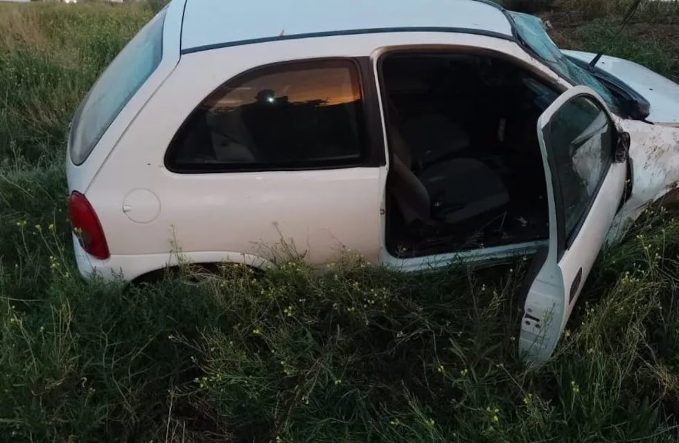 Se dirigía a Punta Alta, chocó con un caballo y fue hospitalizado