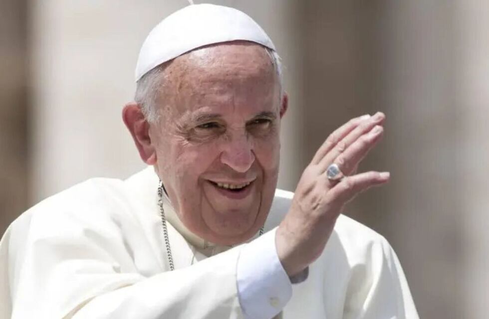 Qué es el anillo del pescador que llevaba el Papa Francisco y qué va a pasar con este tras su muerte