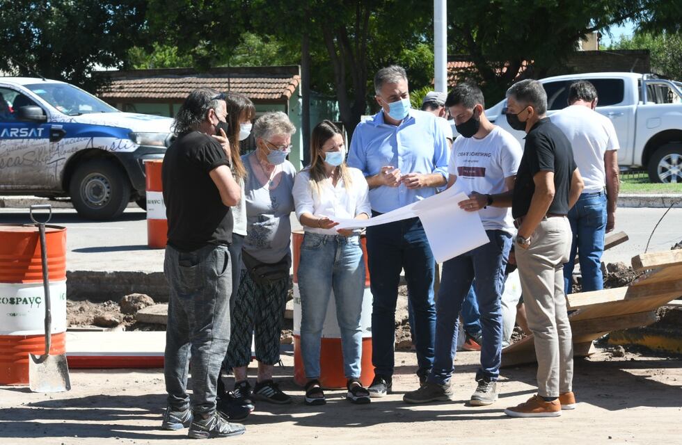 Ampliación de Luis Fanti: Luis Castellano visitó la obra junto a vecinalistas