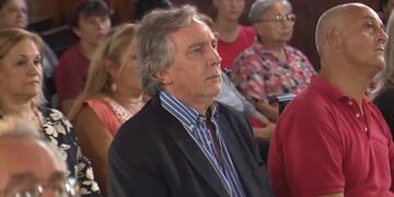 Claudio Stampalija en la parroquia “Crucifixión del Señor” en barrio Müller.