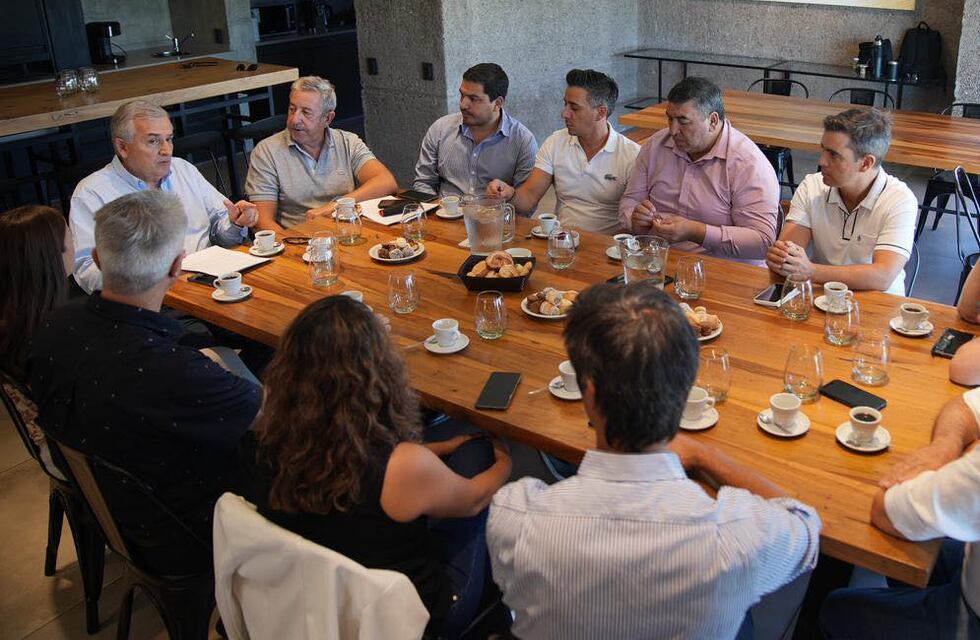 El diputado Julio Cobos expresó su apoyo a Morales en la carrera presidencial