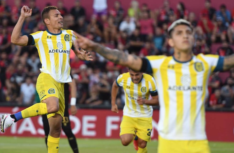 Rosario Central goleó a Colón 4 a 1