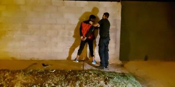 Detenido in fraganti robando un vehículo