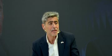 Juan Pablo Quinteros, ministro de Seguridad de la Provincia de Córdoba, alertó por una posible intervención en su celular. (Pedro Castillo / La Voz)