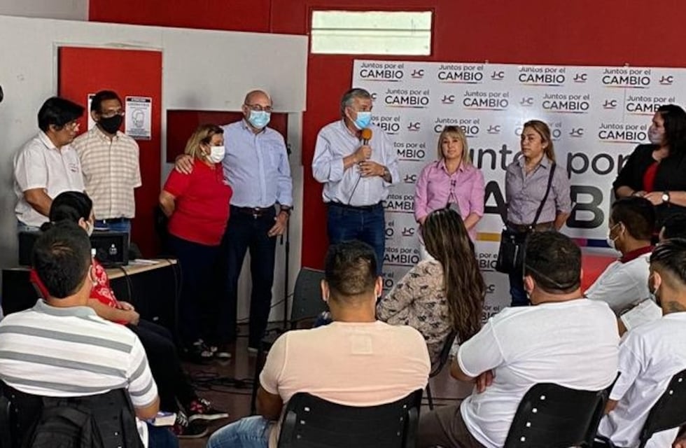 Dando por ganado el 14N, Morales construye un arca para navegar hacia las presidenciales