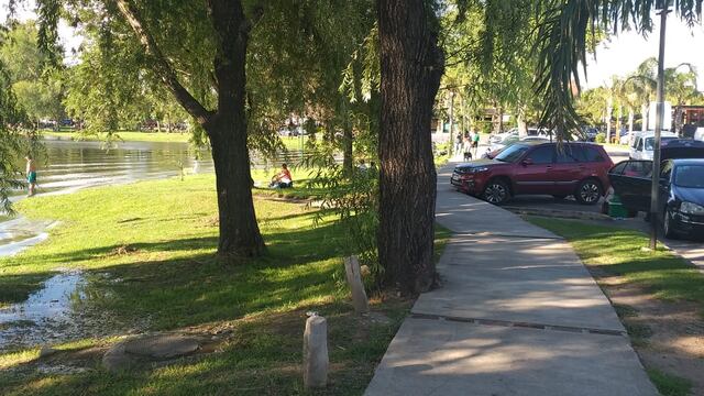 Líquidos cloacales en la costanera de Villa Carlos Paz.
