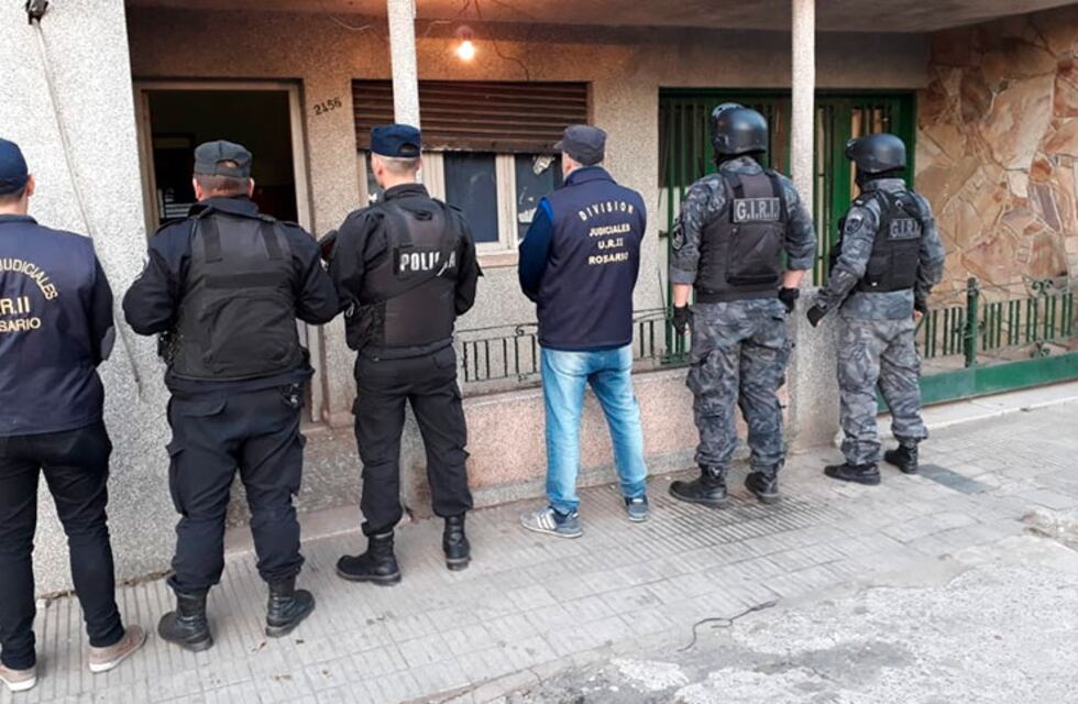 Allanamientos por robo de autos con inhibidores: hay tres demorados