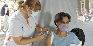 En pocos días se alcanzará a vacunar a toda la población de riesgo (Radio Don)