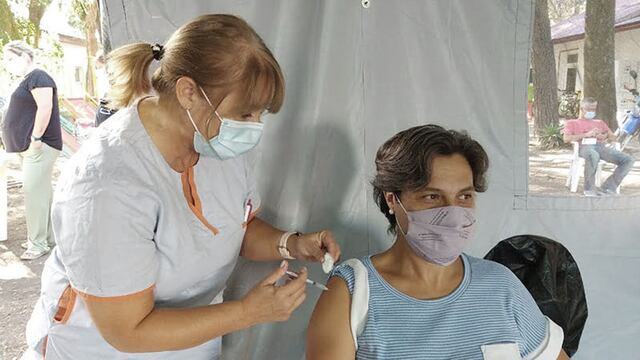 En pocos días se alcanzará a vacunar a toda la población de riesgo (Radio Don)