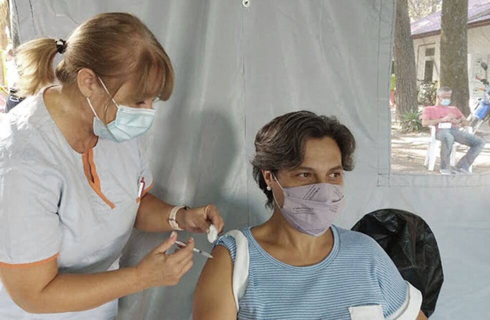 Ziliotto aseguró que en dos semanas La Pampa tendrá vacunada a toda la población de riesgo