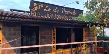 La pizzería y lomitería que se incendió en Nueva Italia.