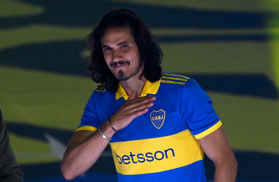 Edinson Cavani en La Bombonera: “No hay club como Boca para seguir los últimos pasos de mi carrera”