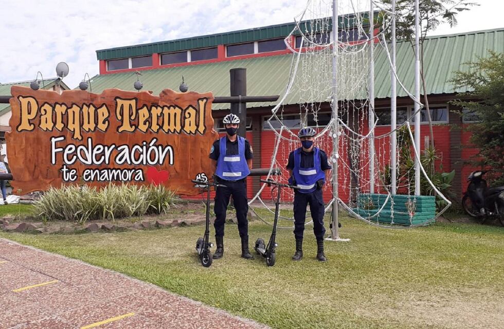 La Policía de Entre Ríos patrullará las zonas peatonales de la provincia con monopatines eléctricos