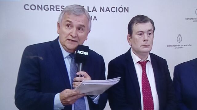El gobernador de Jujuy Gerardo Morales participó este mediodía de una reunión de mandatarios del Norte Grande en el Congreso de la Nación.