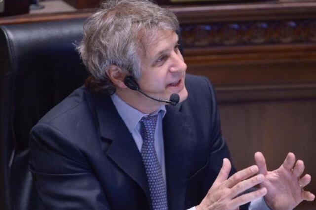Felipe Miguel. El jefe de Gabinete porteño reconoció las dificultades para comprar vacunas. (Clarín)